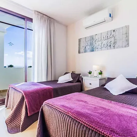 Willa Playa Blanca Sleeps 6 Pool Air Con Wifi